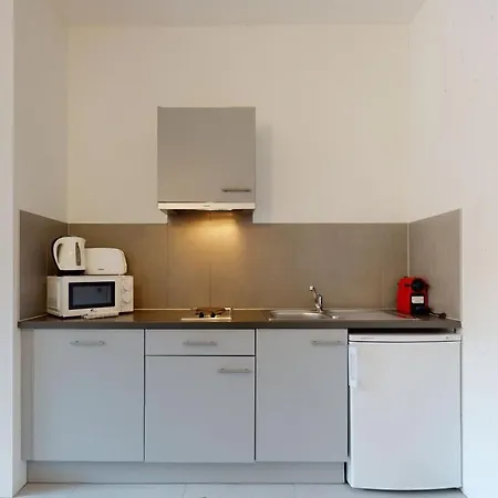 Modern In Apartment Lausanne